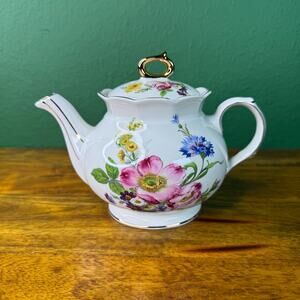 Vintage James Sadler Tea Pot Made in England 1950s Teapot